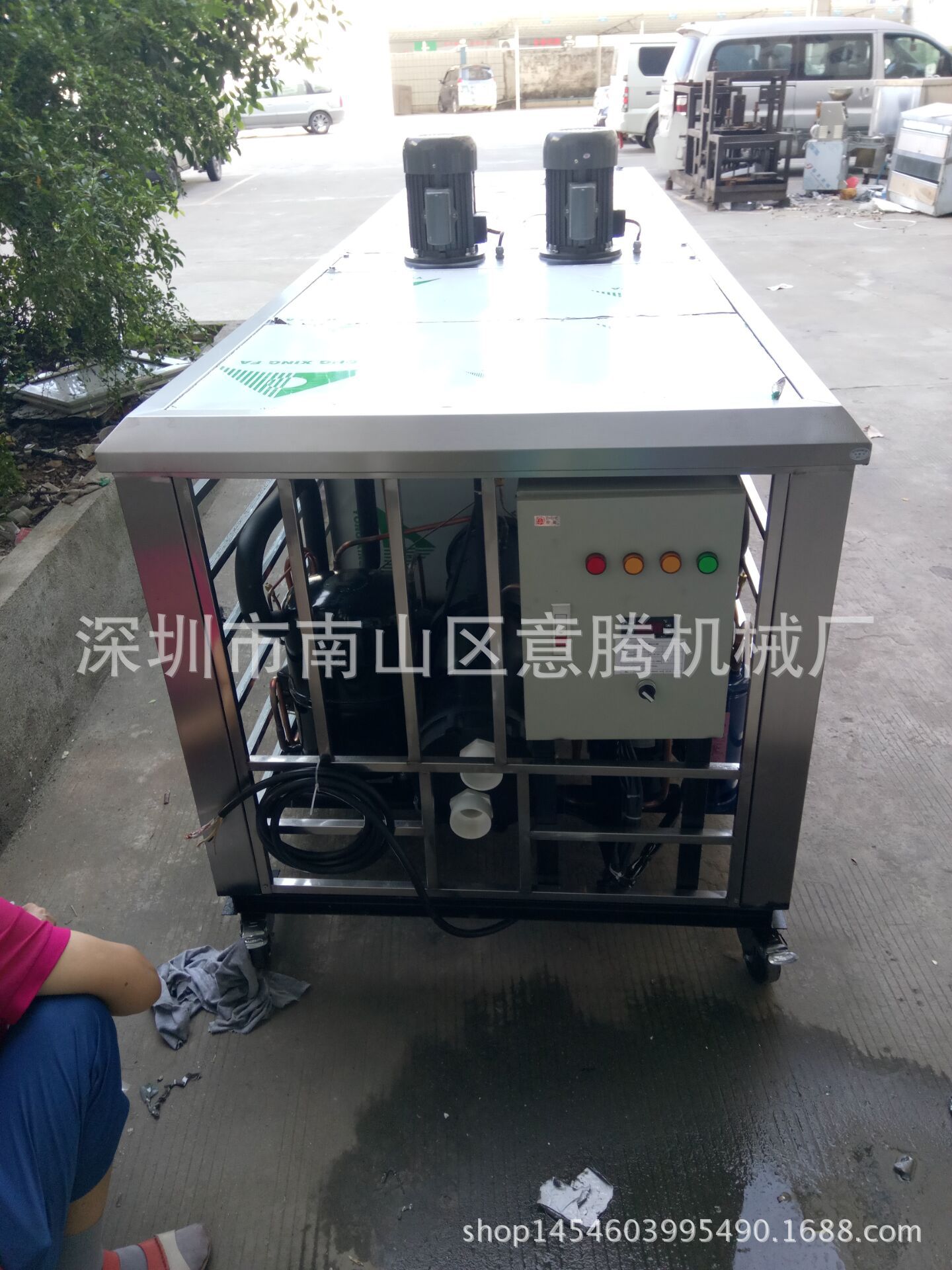 大型商用冰磚機(jī) 方塊制冰機(jī)廠家直銷 質(zhì)量包裝量大從優(yōu)冰條機(jī)